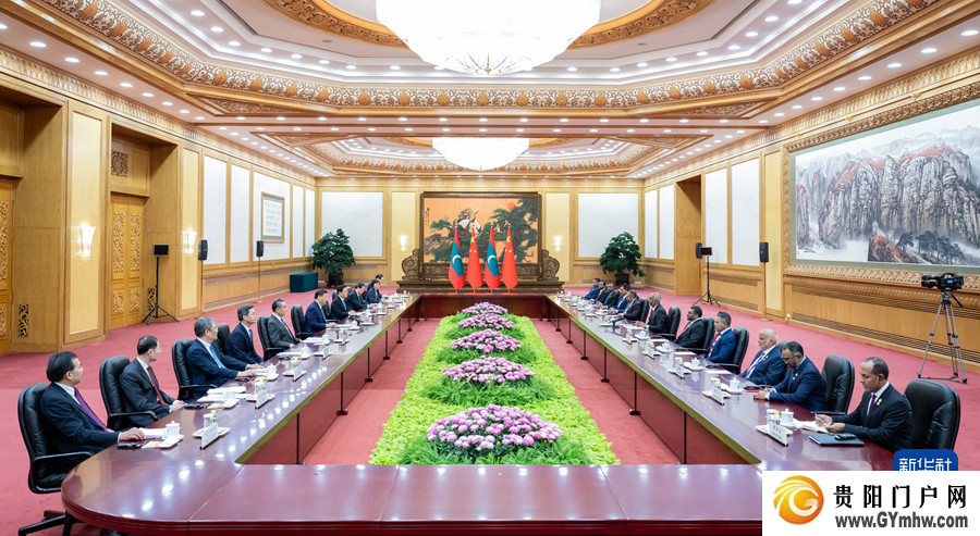 习近平同马尔代夫总统穆伊兹会谈(图5) 习近平同马尔代夫总统穆伊兹会谈(图5)