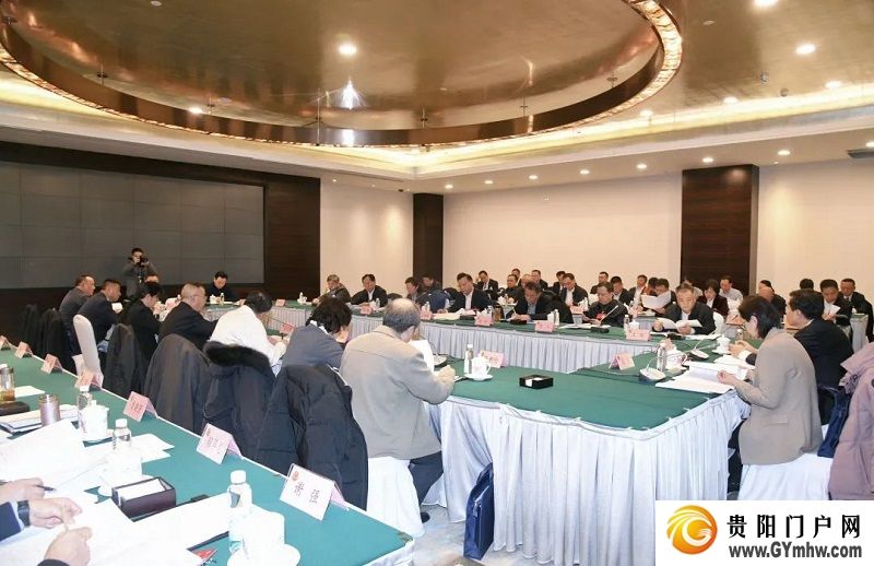 住铜省政协委员分组审议省政协常委会工作报告和提案工作情况报告(图1)