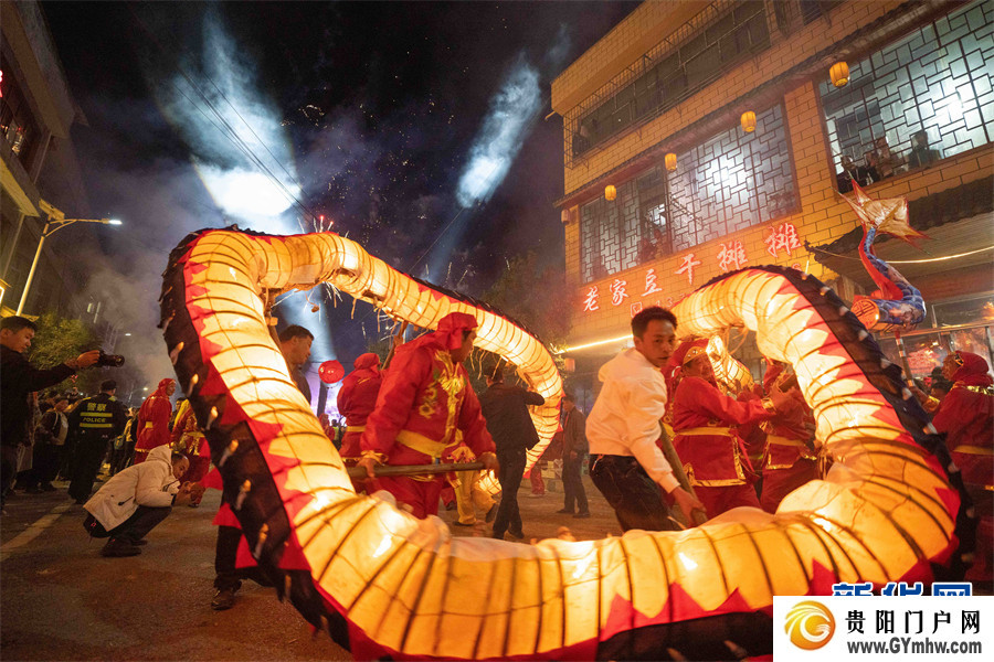 贵州大方：古镇舞龙迎元宵(图5)