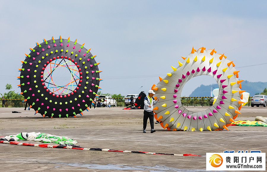 2024年贵阳白云国际风筝会暨全国风筝邀请赛举行(图9)