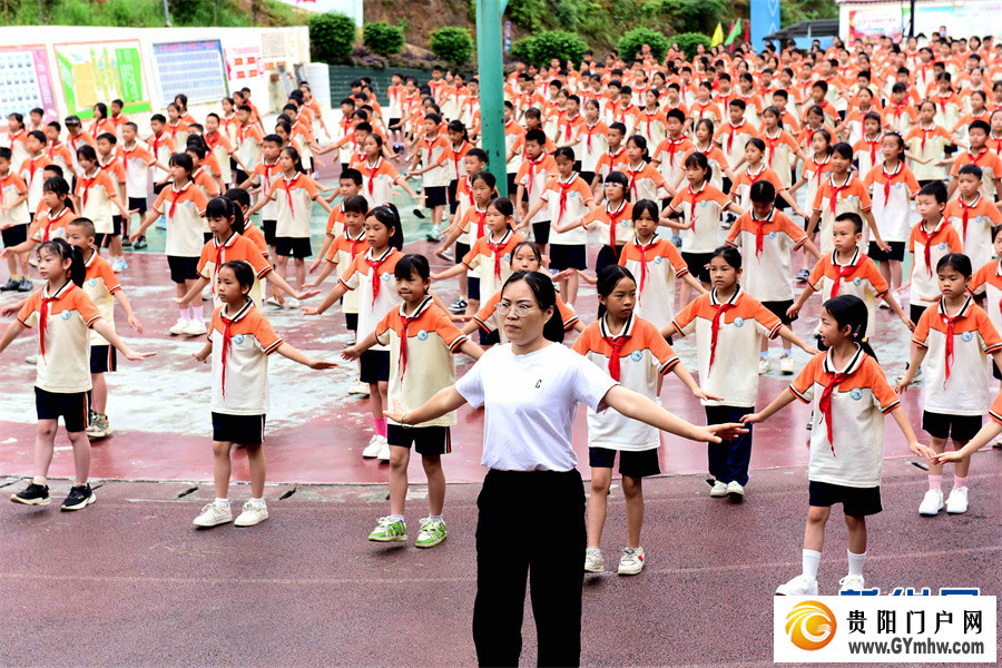 贵州黔东南：多彩活动迎“六一”(图4)