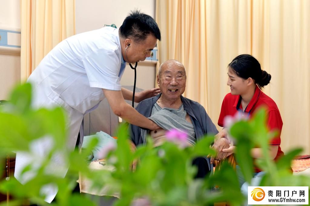 首超3万亿元！2025年医保“家底”更厚实(图1)